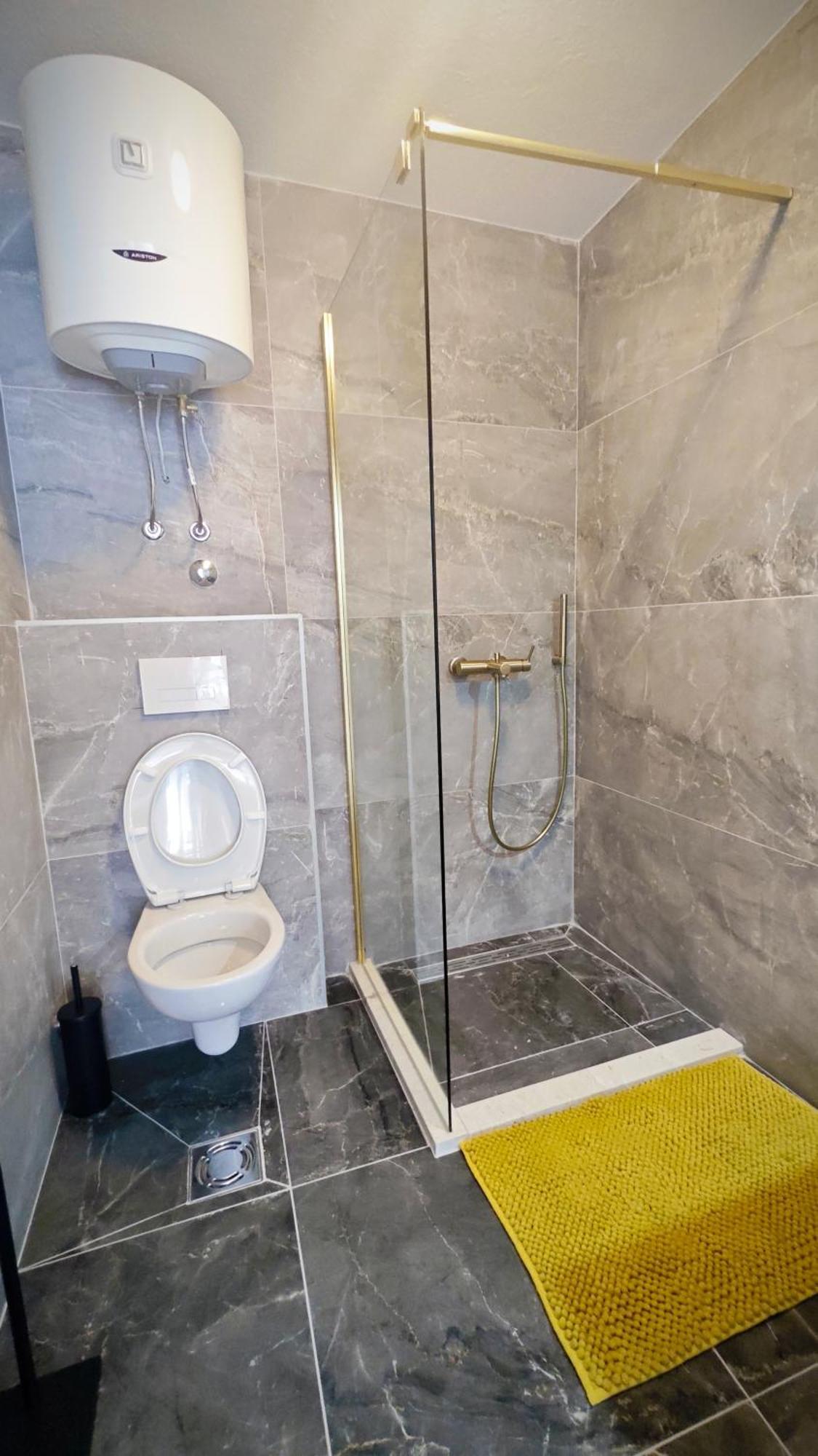 Apartmani Radovic بِييلا المظهر الخارجي الصورة